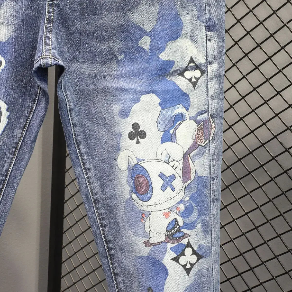 Harajuku 2023 Latest Hip-hop Style Korean Luxury Jeans for Men with Bear Print Design Slim Blue Washed Stretch Denim Pants Man